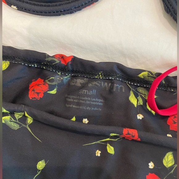 New Never worn! Black red rose bikini. - Picture 6 of 6